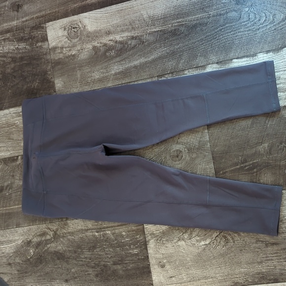 Active Wear - Picture 2 of 5